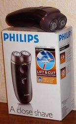 Электробритва «Philips HQ444»